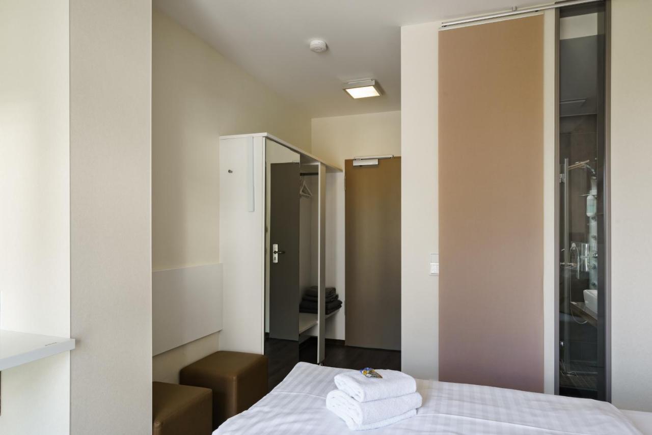 Radlon Fahrrad-Komfort-Hotel ヴァーレン エクステリア 写真