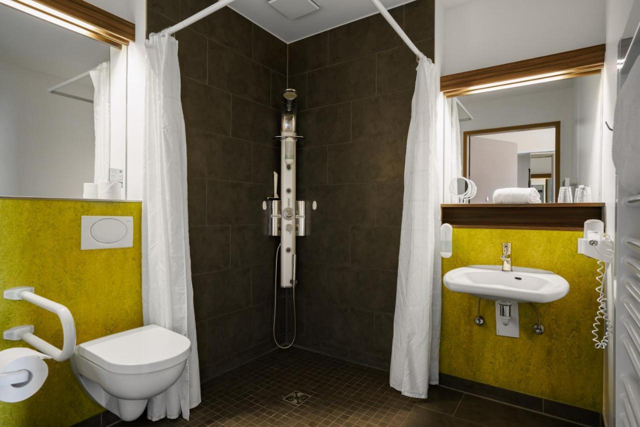 Radlon Fahrrad-Komfort-Hotel ヴァーレン エクステリア 写真