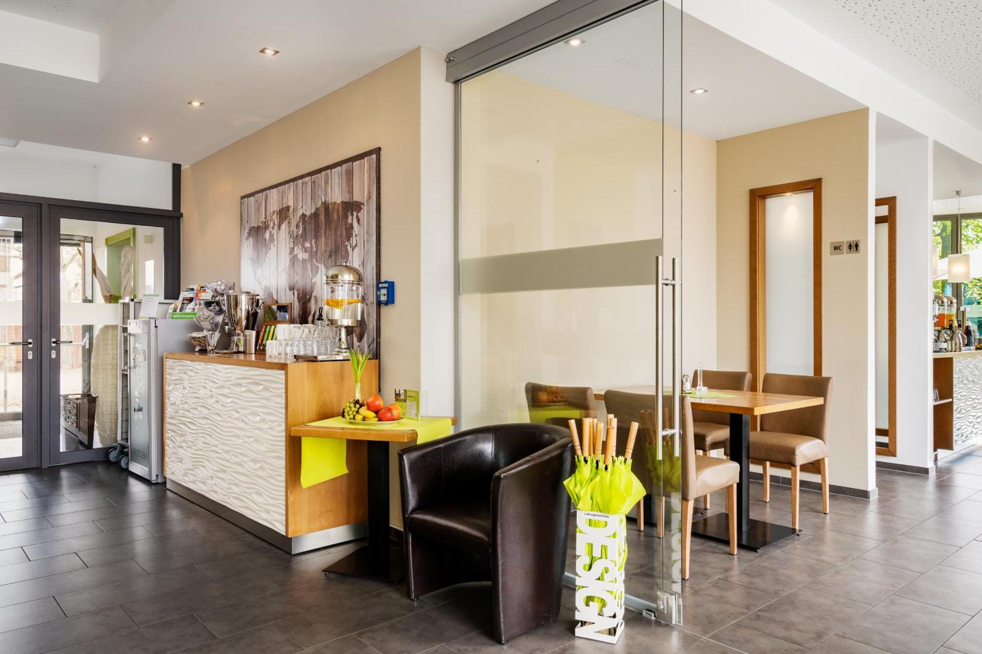 Radlon Fahrrad-Komfort-Hotel ヴァーレン エクステリア 写真